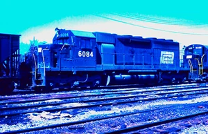 ORIGINAL KODACHROME SLIDE PENN CENTRAL SD-40 #6084 ASTABULA, OH 9. APRIL 1972 - Bild 1 von 1