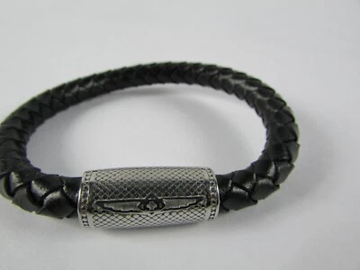 Pulsera Invicta Jewelry de acero inoxidable de cuero trenzado plateado para hombre Foto 1 de 3