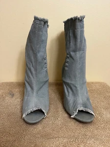 Wild Diva Women'sFrayed Denim Peep Toe Stiletto Ankle Boot sizes 11 - Picture 1 of 6