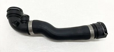 99-06 Original OEM BMW E46 325Ci Manguera de radiador superior Manguera de refrigerante 17127510952 Foto 1 de 4