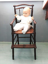 Chaise haute pour bébé ou poupée