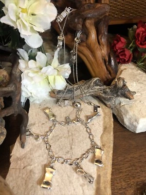 23. Collar Kate Spade Plata Estrás Take A Bow Moon River Charm Brazalete Foto 1 de 4