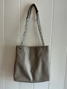Seltene Rarität Tory Burch Frida Swingpack Taupe Pebble Leder Crossbody Schultertasche - Bild 1 von 8