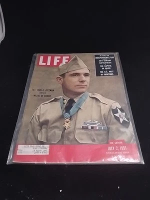 1950's Independence Day Medal of Honor Soldier Cover LIFE Magazine July 2, 1951 Foto 1 de 2