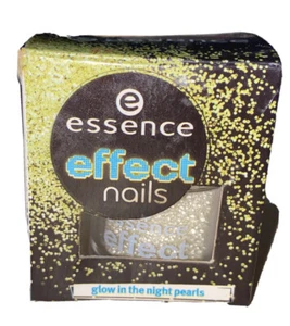 Essence Pearl Effect Nails - Picture 1 of 2