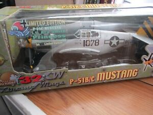 2007 ULTIMATE SOLDIER XTREME WINGS P-51B/C MUSTANG 1:32 Scale~NEW in BOX