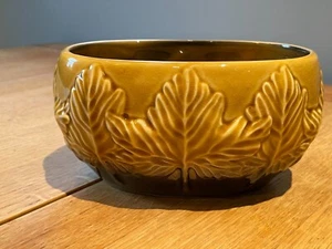 Vintage Sylvac Planters- Maple Leaf Embossed Decoration, Pattern No 4025 - Picture 1 of 6