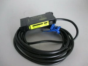 Banner D12E2P6FP Sensor - Picture 1 of 2