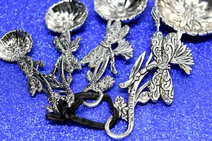 Dragonfly & Floral Themed Measuring Spoon Set Silver Tone - Picture 1 of 7