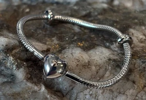 Brazalete Clogau Pequeño Plata y Oro Rosa 9ct Cariad Corazón Hitos 13cm Raro - Imagen 1 de 8