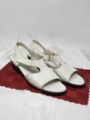 SAS Pearl bone white  Sandals Croc Print Patent Leather Tripad Comfort Heels 9 S - Image 1 of 4