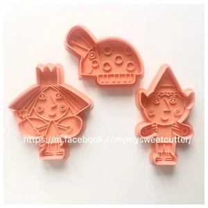Formine Ben e Holly Il Piccolo Regno FORMINA BISCOTTI COOKIE CUTTER 9cm 3pezzi - Picture 1 of 1