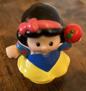 Fisher price little people Disney’s princess snow white figure with Apple - Picture 1 of 3
