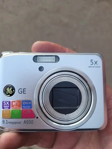 Ge950 Digital Camera A950 5 X Optical Zoom - Picture 1 of 16