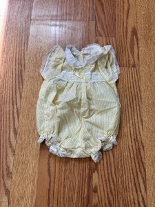 TAGGED Vintage 1985 Hasbro Real Baby Yellow Seersucker Romper Dress Lace Striped - Picture 1 of 4
