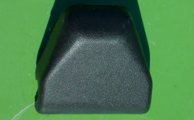 MITSUBISHI 3000GT 91-94 TAPA CIERRE CINTURÓN SEGURIDAD DELANTERO GRIS 7000B367 7000B366 OEM Foto 1 de 4