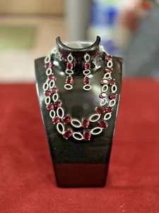imitation jewellery - Picture 1 of 4