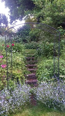 INSPIRATIONAL GIFTING Decorative Archway Garden Decor Ornamental Metal Arch Arbour - over 2m tall!