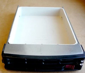 Supermicro 05-01-820611-XXA Dummy Drive Tray - Picture 1 of 1