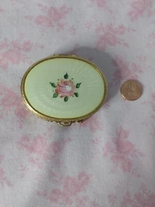 Neuwertig Vintage Antik Pastellgelb Guilloch Emaille Make-up Kompakt mit Goldnetz - Bild 1 von 12