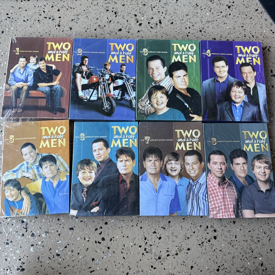 Two and a Half Men DVD Seasons 1-8, Charle Sheen Years - Brand New sealed  Foto 1 de 1
