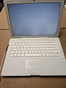 Apple Macbook biały laptop A1181 na części przeczytaj opis - Zdjęcie 1 z 13