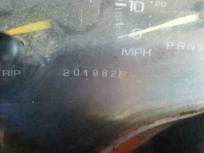 Alternador usado compatible con: camioneta Chevrolet 2500 1998 100 amperios grado diésel Foto 1 de 4