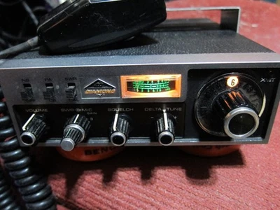 Radio vintage TRAM Diamond 40 CB 23 CANALES FUNCIONA BIEN RECIBIR Y TRANSMITIR Foto 1 de 4