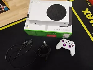 Microsoft Xbox Series S 512GB Spielekonsole Weiß Mit 1 Controller (Beleuchtet)