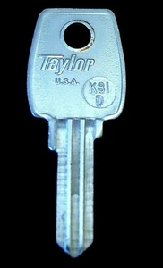 LF7 KEY BLANK for Lowe and Fletcher Locks. Possibly English Bicycle or Mopeds - Bild 1 von 2