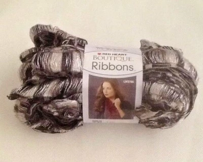 Fio de coração vermelho ~ Fitas Boutique ~ Cidade" ~ Fio de fita para cachecol ~ Novo - Imagem 1 de 3