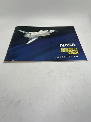 Hasselblad NASA Astronauts Photography Manual Original 1984 edition used lightly - Image 1 of 4