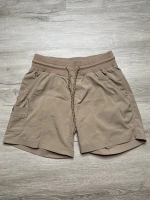 Columbia Shorts Womens Small Khaki Hiking 6” Inseam - Image 1 of 4