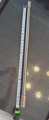 GE Café CXWS0H0PMCG Kit de manija de horno de pared de latón cepillado de 30" Foto 1 de 4