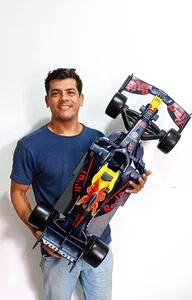 Redbull Williams, Mercedes, Car F1 Réplica Scale 1:4 Tam: 39 Inc / 1 Metro - Picture 1 of 6