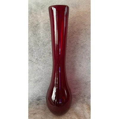 Jarrón rojo vibrante alto delgado arte vidrio decoración del hogar acento Foto 1 de 4