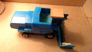 Vintage ERTL John Deere Hydro 4 Combine with partial head Hong Kong - Picture 1 of 7