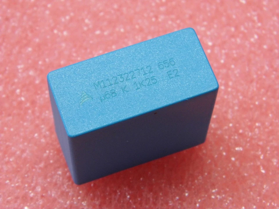 condensateur polypropylène 0.68µF 680nF 1250v 10% MKP EPCOS B32656A7684K