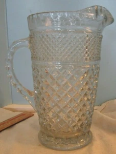 Vintage ANCHOR HOCKING Wexford Crystal Glass Pitcher 64 Oz ◇ Diamond Pattern MCM - Picture 1 of 6