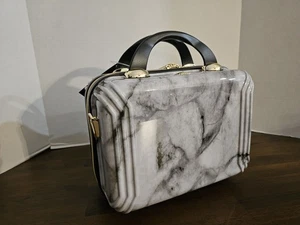 Triforce Elite Performance Travelware Hard Shell Beauty Case Marble NEW WITH TAG - Picture 1 of 21