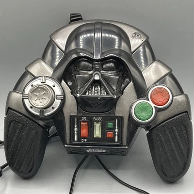 Jakks Pacific 5 en 1 Plug N Play Star Wars Episodio III Darth Vader Juegos de TV Foto 1 de 4