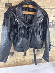 CHAQUETA MOTERA DE CUERO VINTAGE 40 Mujeres Hombre Hells Angel Rock Flecos Borla Vaquero - Imagen 1 de 12