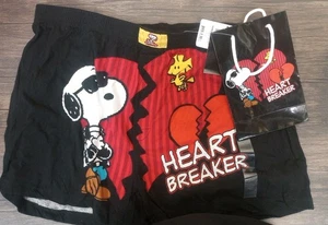 Snoopy Peanuts Men's Boxers Valentine's Day Love Shorts XXL With gift Bag New - Picture 1 of 8