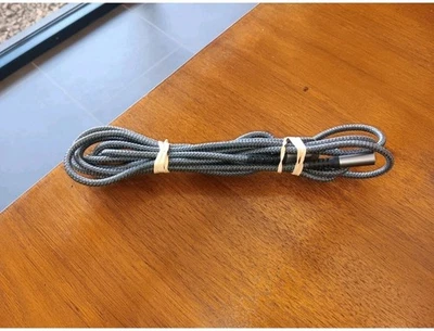 Cable de carga Apple Lightning a USB-C 2 pies/6 pulgadas Foto 1 de 4