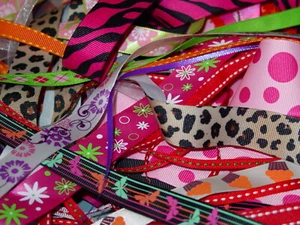 MIXED LOT OF RIBBON GROSGRAIN, SATIN, VELVET DIFFERENT WIDTHS BRAND NEW 10/15/20 - Picture 1 of 4