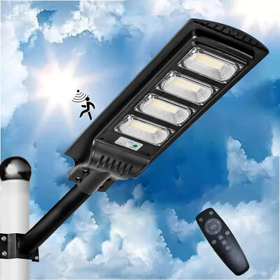 400W LED Solar Street Lights Outdoor Dusk to Dawn Light for Parking Lot Stadium - Image 1 of 4