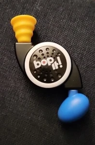 Bop-It Mini - Travel Size (Hasbro; 2014) Small Fun Game EXCELLENT FREE SHIPPING - Picture 1 of 2