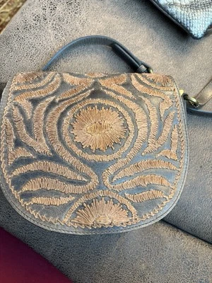 Bandolera boho de cuero marrón Lucky Brand  Foto 1 de 4