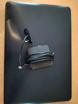 Notebook Asus X556U  i7, 8 GB RAM, NVidia 940MX - Bild 1 von 4