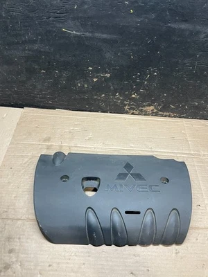 Cubierta del motor Mitsubishi Outlander 2009 a 2015 2,0 L fabricante original v2958 DG Foto 1 de 4